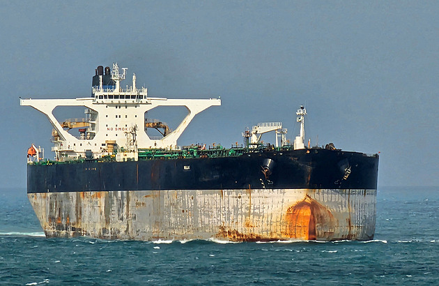 Írán zadržel v Perském zálivu dva ropné tankery, informují tamější státní média