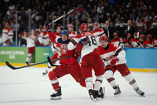 ONLINE: Česko - Dánsko 3:2. Hokejisté drží náskok, Hertl opět míří na trestnou lavici