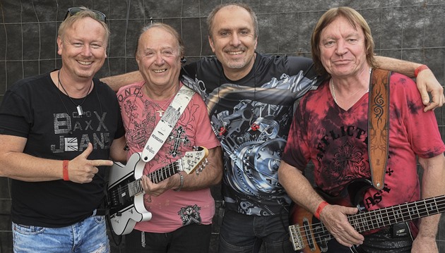 Zemřel Jiří Valenta, bývalý klávesista legendární kapely Olympic