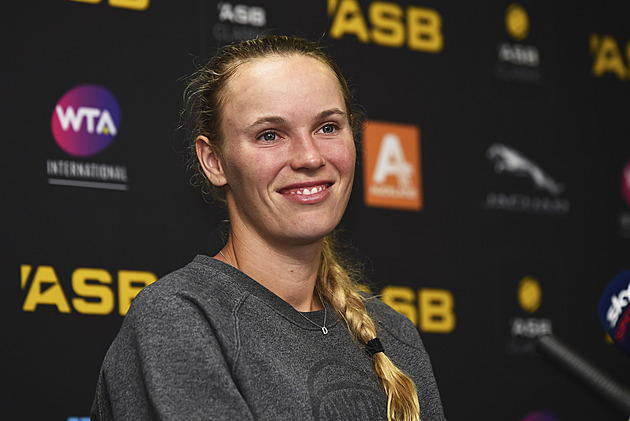 Caroline Wozniacká ukázala, jak její děti řádí na kurtu. Malý James nadchl fanoušky