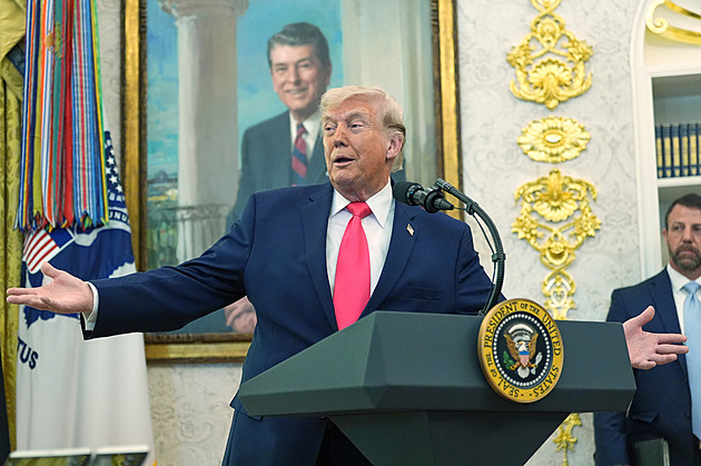 Írán poskytl USA dar obrovské hodnoty související s Hormuzem, tvrdí Trump