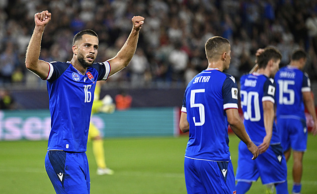 Příběhy baráže: Vyletí zase Itálie? Uspět mohou Slováci i známý Angličan se Švédy