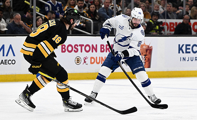 Tampa těsně porazila Boston, Pastrňák se stého bodu zatím nedočkal