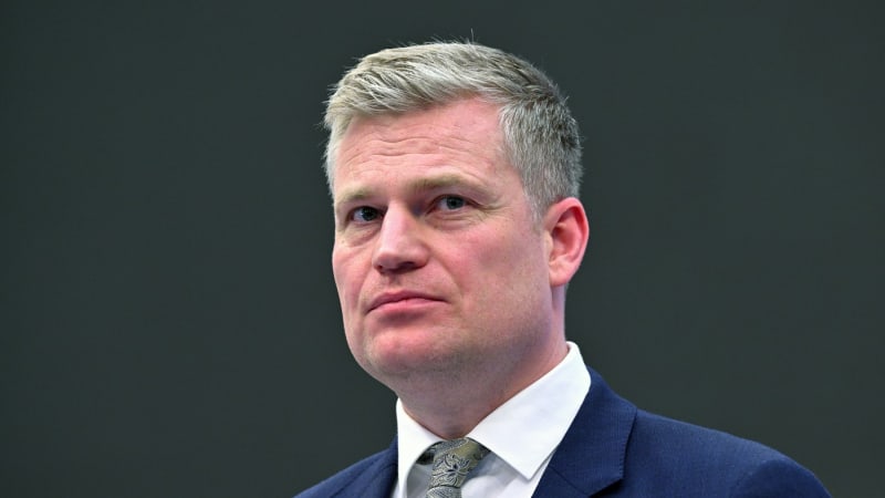 Turek se omluvil za slova o parazitech. Mířila podle něj na aktivisty, nikoli na úředníky