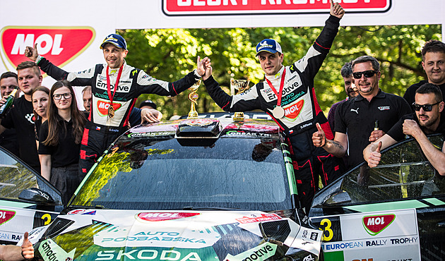 Stříteský podruhé vyhrál Rallye Český Krumlov, Kopecký zničil pneumatiku