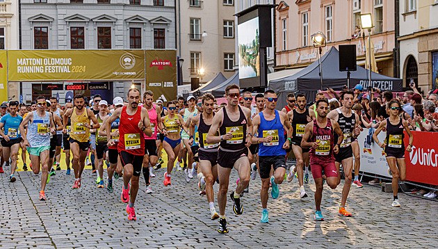 Olomoucký půlmaraton trhne rekord a ochromí dopravu. Poběží známý trenér i lékaři
